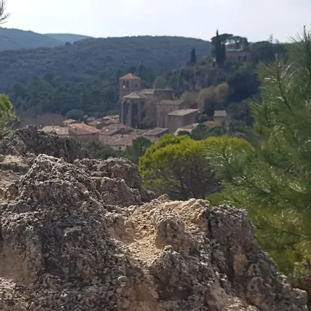 Nyaraló Val Des Bruyeres - Confort Dans Un Village Typique Pres De Pezenas