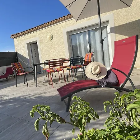 Сasa de vacaciones Val Des Bruyères - Confort Dans Un Village Typique Près De Pézenas Neffies