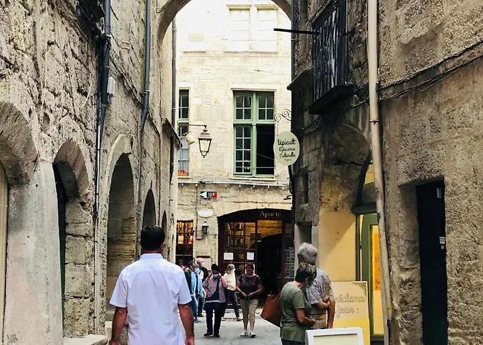 Nyaraló Val Des Bruyeres - 15mn Pezenas Avec Terrasse Et Cour Close - Parking Privatif Securise - Wifi Ftth Gratuit